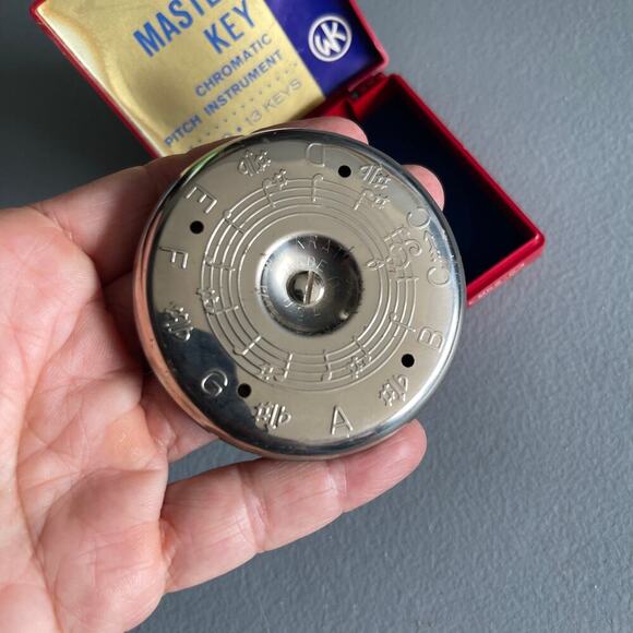 The Master Key 13 Keys Chromatic Pitch Instrument W.Kratt - Picture 5 of 6